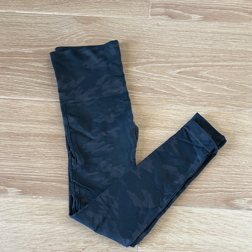 SPANX Black Camouflage Leggings